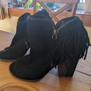 Dolce Vita Black Booties